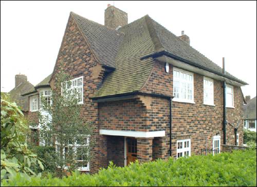 13 Hill Top